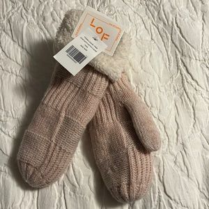 NWT LOF Pink Mittens